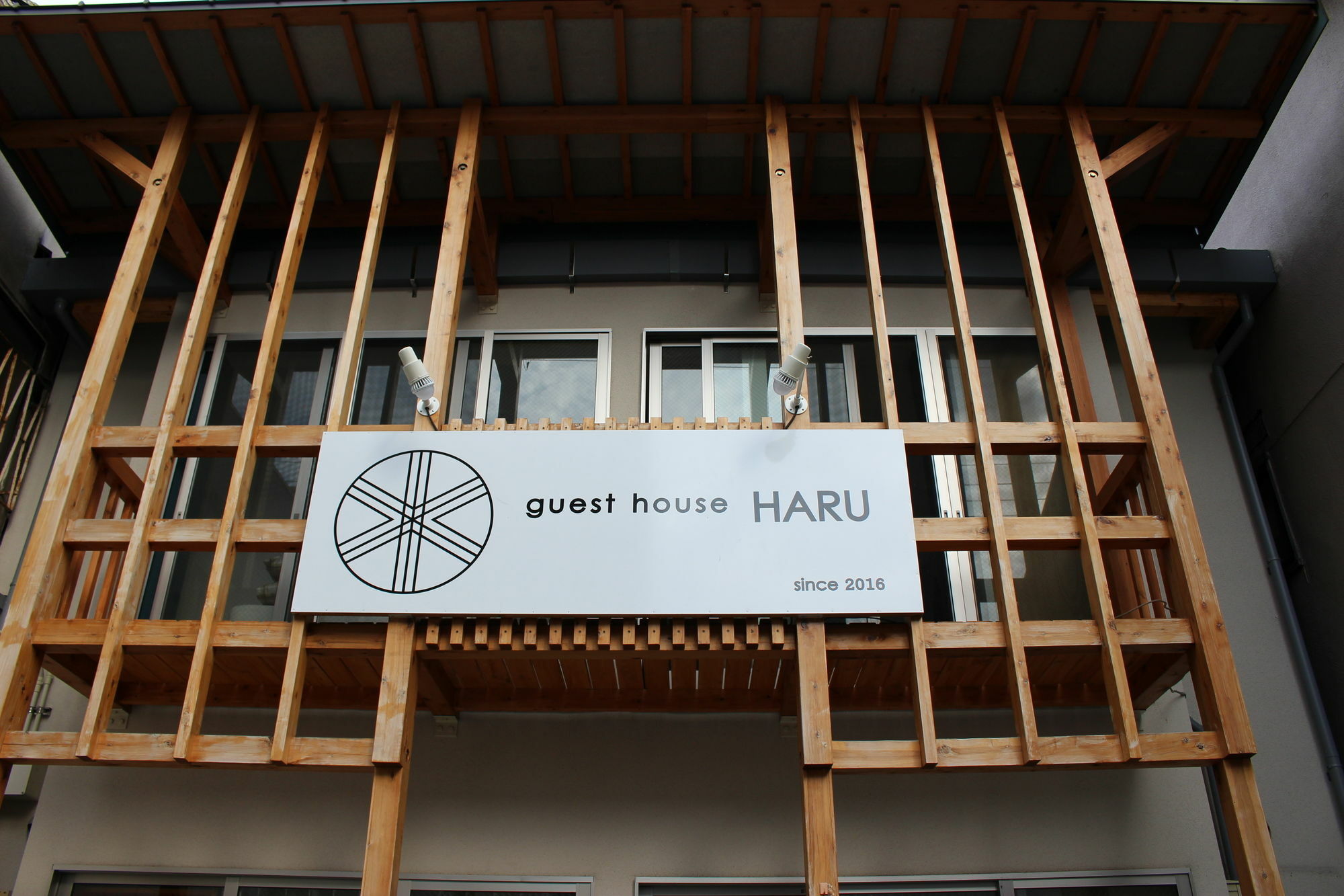 Guest House Haru Осака Екстер'єр фото